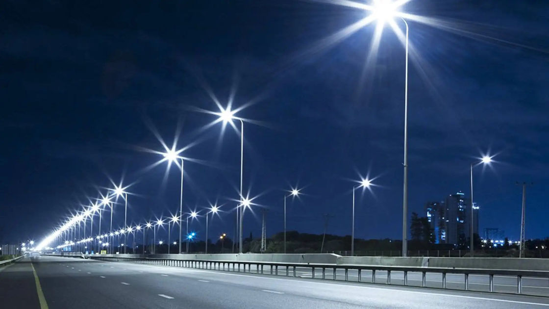 100W 200W 300W 태양광 거리 빛 야외 조명용 LED 다인원 방수 IP67
