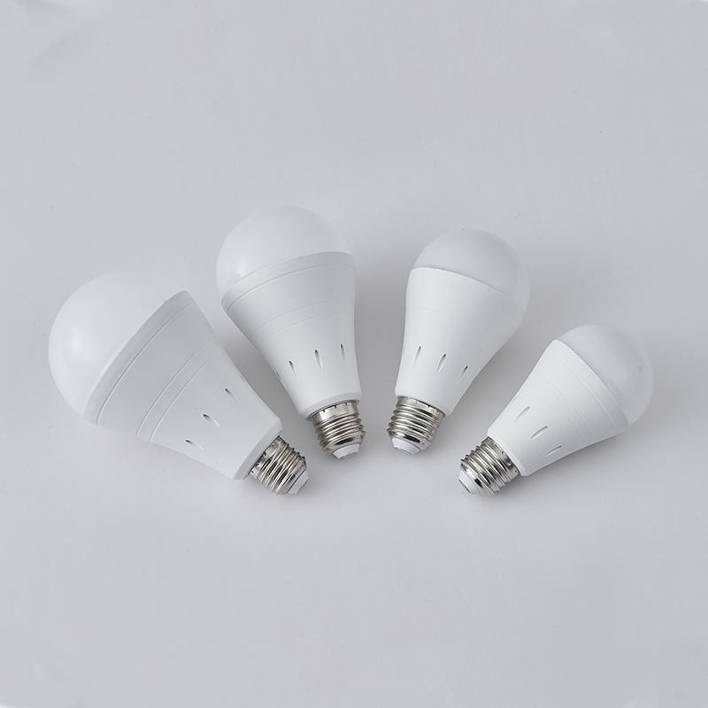 비상 캠핑 라이트 휴대 및 재충전 7W / 9W / 12W / 15W 수명 50000 시간